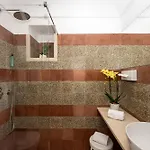 California Hotel 3*