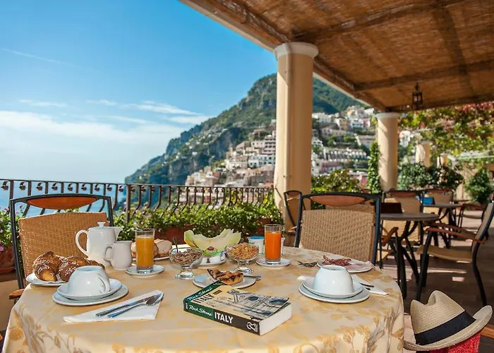 California Hotel Positano