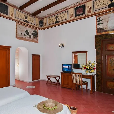 Hotell California 3*